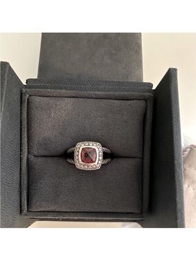 Authentic David Yurman petite Albion rhodolite 5mm Ring   size 6